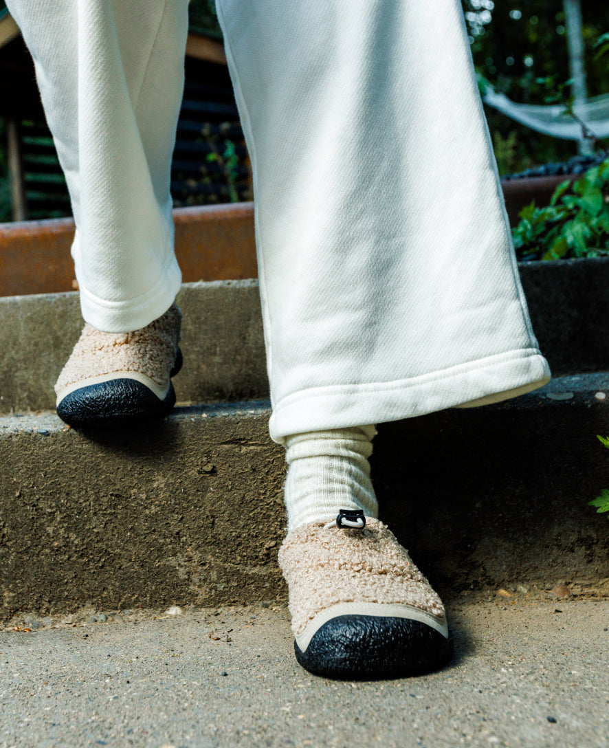 Women's Howser III Slide | Plaza Taupe/Black - Image 8