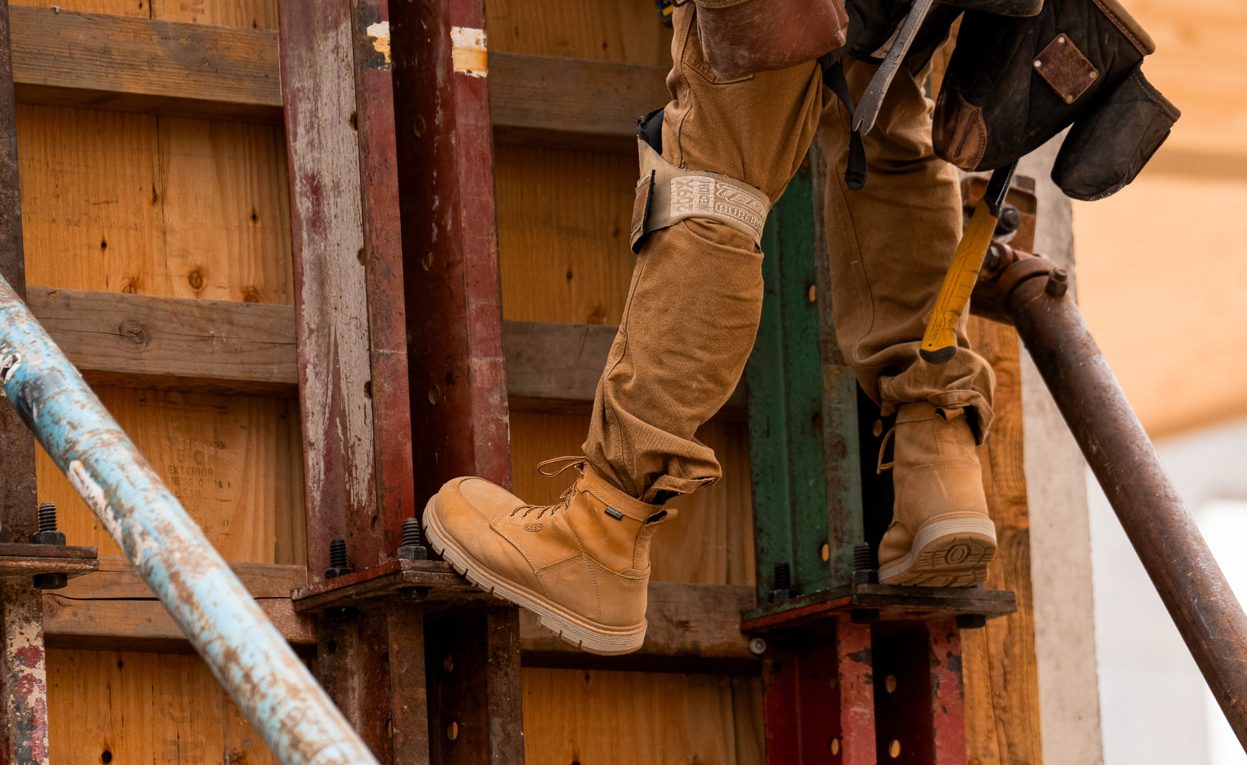 Men's San Jose 6 Waterproof 90° Heel Boot (Soft Toe) | Bistre/Gum - Image 7