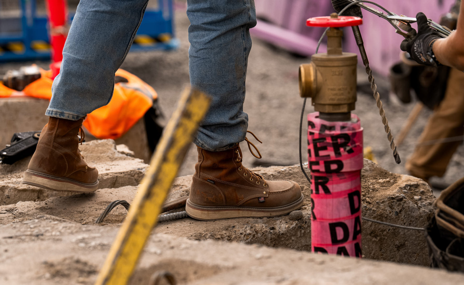 Men's Liberty 8 Waterproof Boot (Soft Toe) | Leather Brown/Birch - Image 7